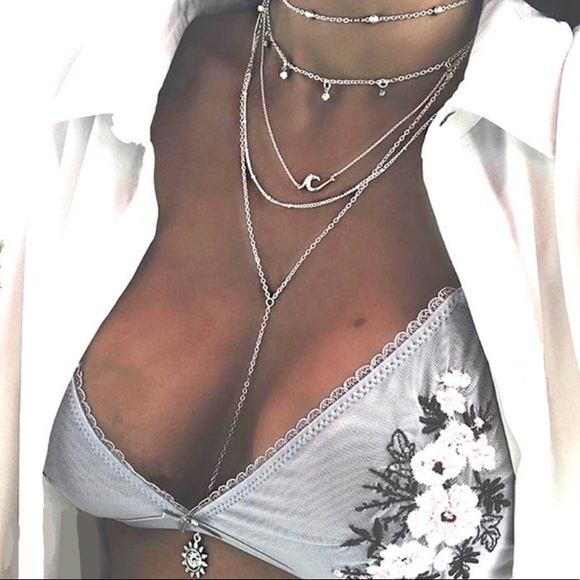 Jewelry - Silver Layered Necklace